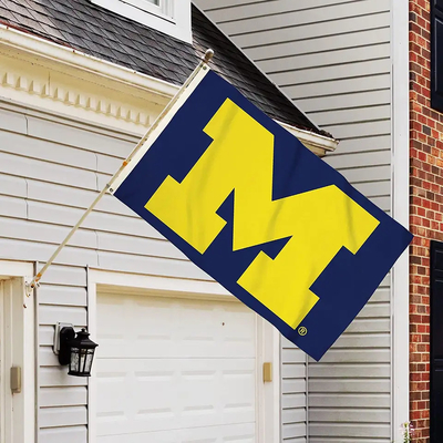 Dimensione su ordinazione d'attaccatura del poliestere 3x5ft della bandiera del Michigan Wolverines di stile